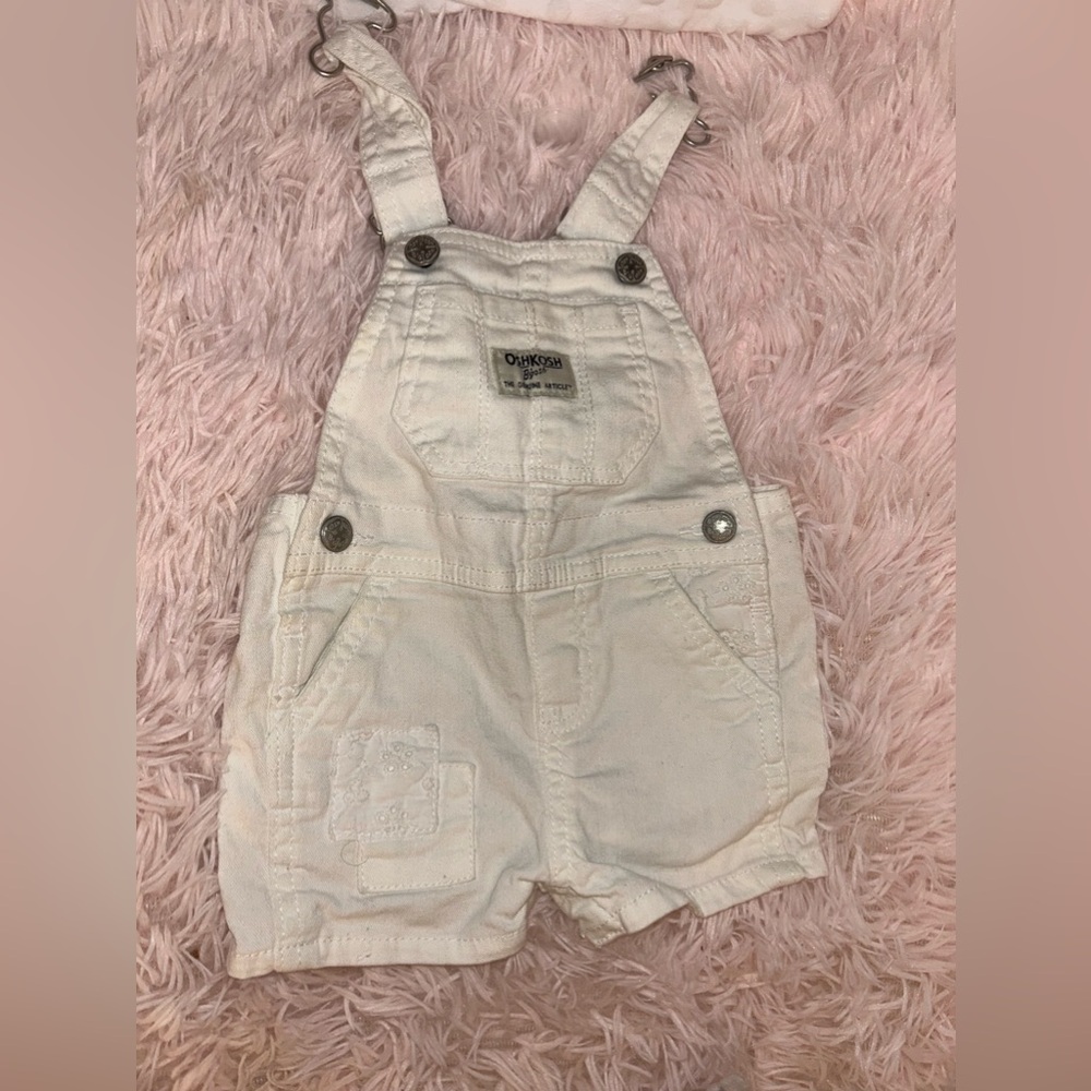Bundle
Brown is old navy